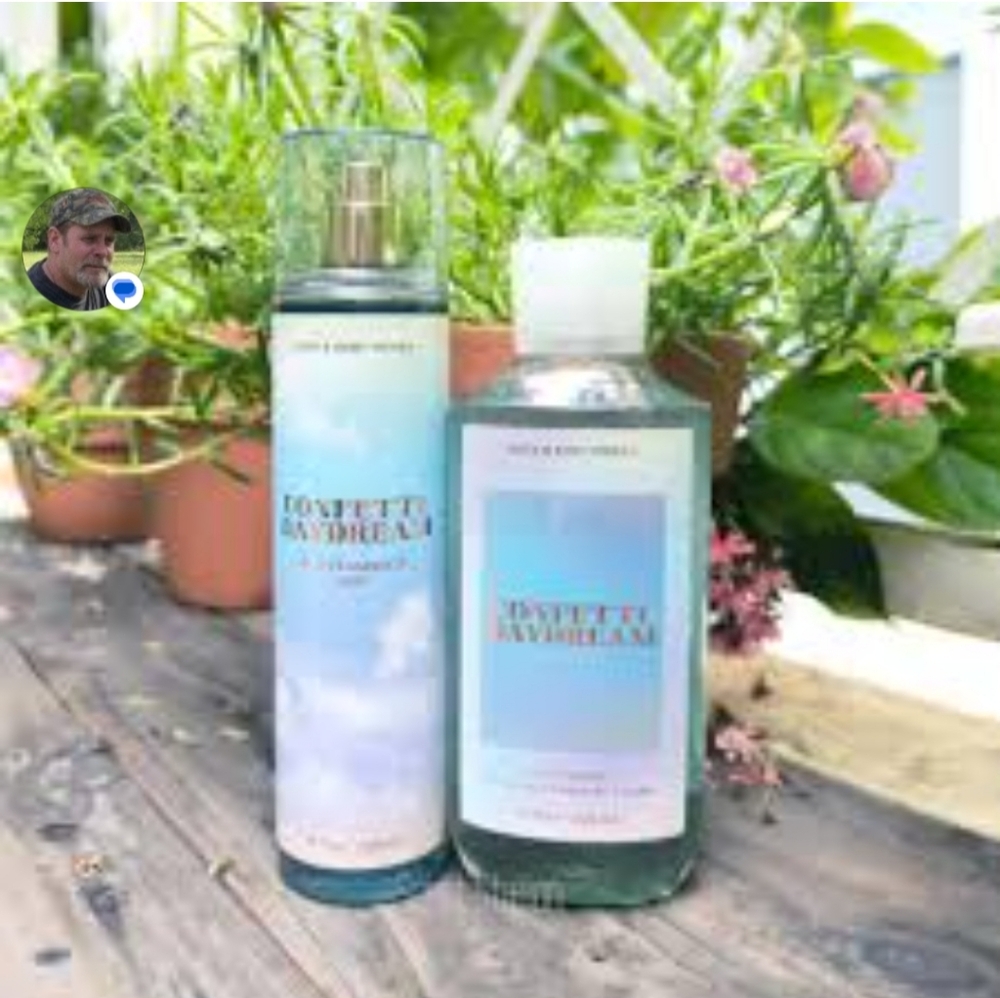 Bath and Body Works Discontinued 2 pc Confetti Daydream Body Wash And Spray Mist